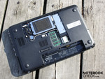 Panel: no screws need to be removed Panel: no screws need to be removed