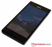 The Ascend P2 achieved mixed results in the tests at Notebookcheck. The street price is
