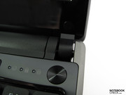 The hinges keep the screen sufficiently in place. The hinges keep the screen sufficiently in place.