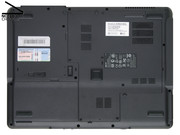 Easy maintenance: The big maintenance cover of the Acer Extensa 5220 can be easily removed after removing some screws...