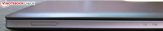 Front: 2-in-1 SD/MMC card reader