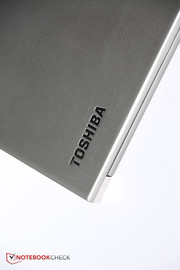The Tecra Z40 A-147 from Toshiba has a nice magnesium case.