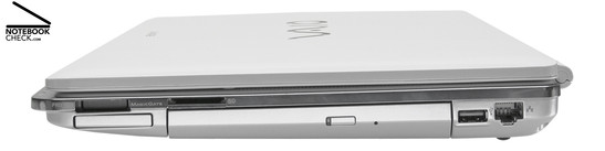 Sony Vaio VGN-CR31S/W Right Side: Memory stick slot, ExpressCard/34, SD card slot, DVD drive, 1x USB-2.0, 100-MBit-LAN
