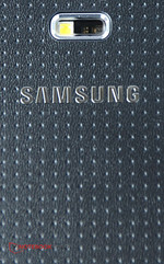 The design is similar to the Galaxy S5 and the back is once again slightly textured.