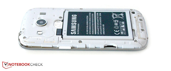 Under the cover: Battery, micro SIM slot, microSD slot