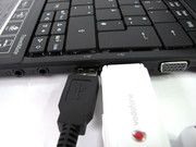 Oversized USB peripherals must work with extensions in order to prevent blocking the neighbouring port