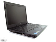 The thin case and low weight make life easy for the notebook carrying case