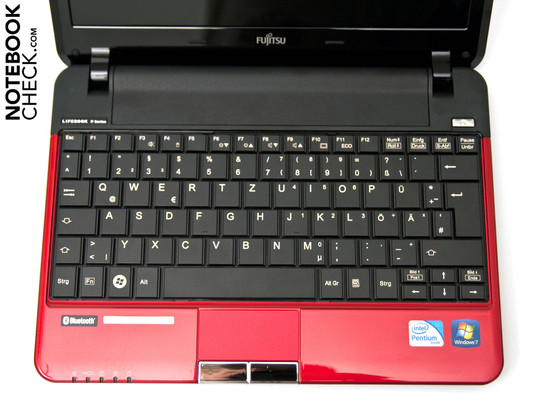 The keyboard is large enough and very simple The keyboard is large enough and very simple