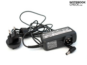 Handy adapter with exchangeable plugs for various countries. Handy adapter with exchangeable plugs for various countries.