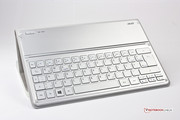A Bluetooth keyboard is integrated in the Smart-Cover.