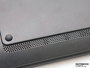 The mono loudspeakers supplies the usual poor sound. The mono loudspeakers supplies the usual poor sound.