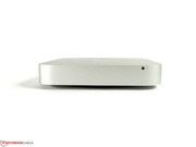 Very high-quality aluminum unibody case.