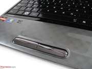 Not as stylish are the fingerprint-covered touchpad keys after a short while of use. Not as stylish are the fingerprint-covered touchpad keys after a short while of use.