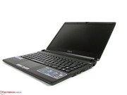 The base of the laptop has not been changed from the 13 inch models of the Asus U36 series.