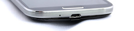 Bottom: micro USB 2.0 port