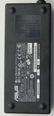 The power supply provides 120 watts. The dimensions are 15.4 cm x 6.5 cm X 3.6 cm The power supply provides 120 watts. The dimensions are 15.4 cm x 6.5 cm X 3.6 cm