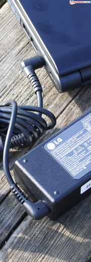 LG Electronics A520-T.AE31G: Picked the wrong shelf. The 90-watt adapter doesn't supply enough power for maximum load and the CPU has to throttle.