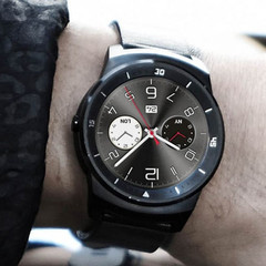 LG G Watch R first generation Android Wear smartwatch