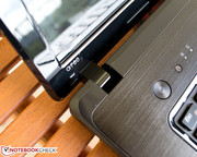 The hinges of Lenovo's G780 let the display rock intensely on vibrating surfaces.