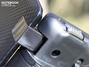 Further details like the tight fitting hinge Further details like the tight fitting hinge
