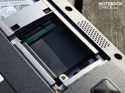 A slot for a PCIe Mini Card (SSD modules, wireless cards, Turbo Memory) is empty. A slot for a PCIe Mini Card (SSD modules, wireless cards, Turbo Memory) is empty.