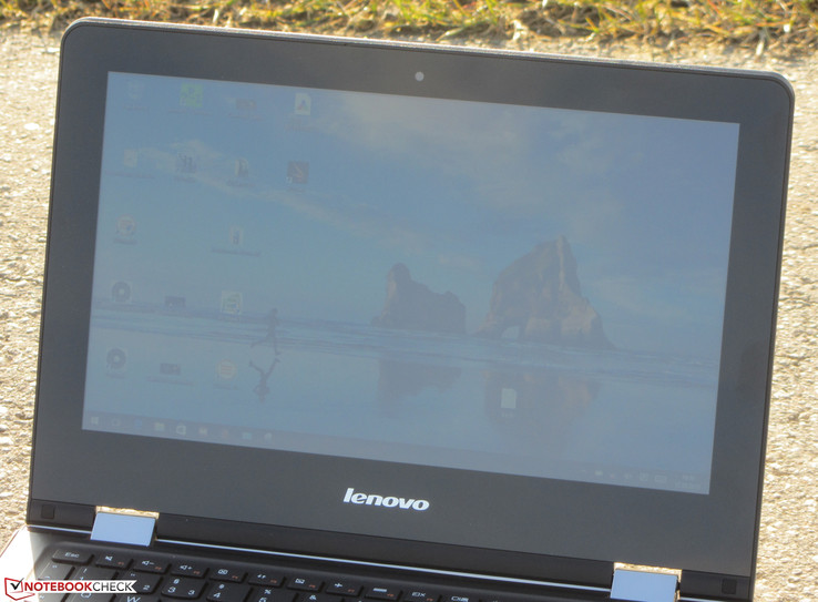 The Yoga 300 outdoors (sun from behind)