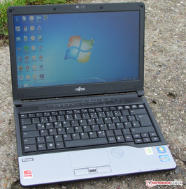 The Fujitsu Lifebook S792 outdoors