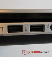 On the left side of the case there are two fast USB 3.0 ports.