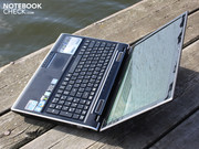The 2.5 Kilo device lies well in the hand and gives a solid impression. The 2.5 Kilo device lies well in the hand and gives a solid impression.