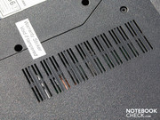 The surfaces are only slightly dented at the largest fan opening. The surfaces are only slightly dented at the largest fan opening.