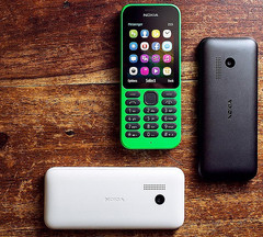 Microsoft Nokia 215 is a $29 USD feature phone with basic Internet capabilities