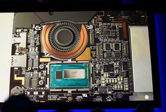 Microsoft Surface Pro 3 with Intel Core i7 processor - inside view