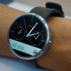 Motorola Moto 360 Android Wear smartwatch gets firmware update