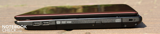 Right side: 2 x USB 2.0, DVD-burner