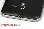 The audio jack of the PadFone 2. The audio jack of the PadFone 2.
