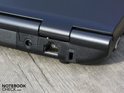 The P580 comes with the most important ports, some of them positioned on the back edge,