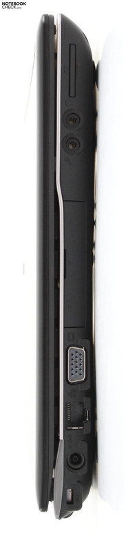 Samsung QX412-S01DE: USB 3.0 and HDMI hidden under a flap.