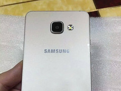 Pictures of the Samsung Galaxy A5 and A7 successors have leaked