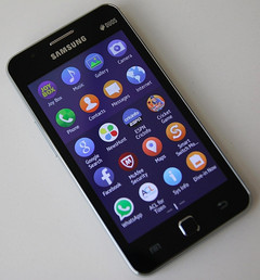 Samsung Z1 smartphone, direct predecessor of upcoming Z3