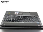 The keys with their isolation-look offer a very good feedback when writing and provide a generous layout. The keys with their isolation-look offer a very good feedback when writing and provide a generous layout.