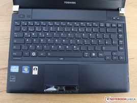 Keyboard: in total a good feedback, weak pressure point Keyboard: in total a good feedback, weak pressure point