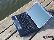 Core i3-330M and GeForce GT330M work hand in hand here. Core i3-330M and GeForce GT330M work hand in hand here.