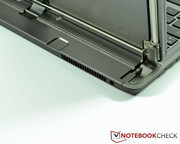 The small bulge in the base unit offers sufficient space in tablet mode for the main camera.