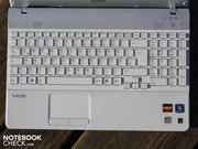 The input devices are perfect for office work, in particular the wide keyboard with its good feedback.
