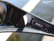 The glasses have a battery and fit over another pair of glasses (the very same as used for the 3D Bravia TV). The glasses have a battery and fit over another pair of glasses (the very same as used for the 3D Bravia TV).