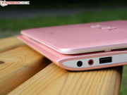 The case is made from pink, matte plastic