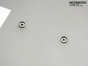 Screws in the baseplate Screws in the baseplate