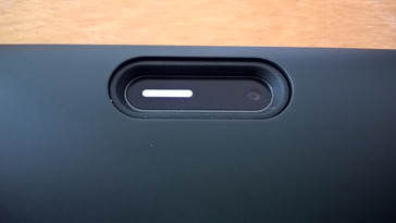 Indicator lamp on the rear of the tablet.