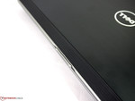 Nonslip edge for opening the display and the brushed metal surface. Nonslip edge for opening the display and the brushed metal surface.