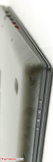 The metal bottom provides hard edges and corners
